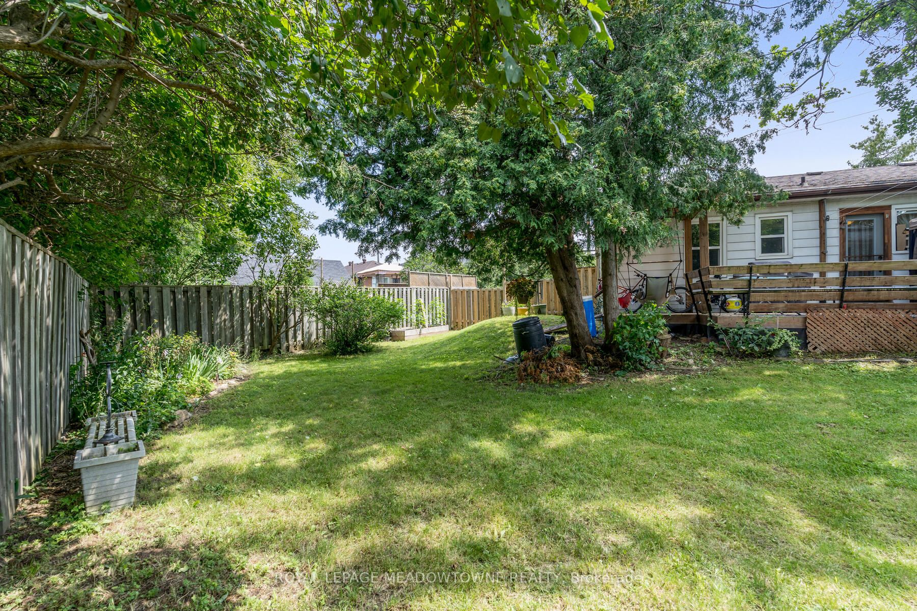 58 River Dr