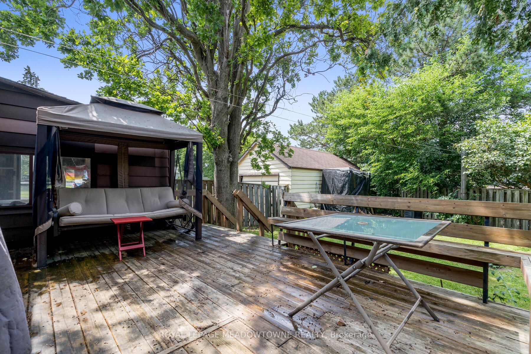 58 River Dr