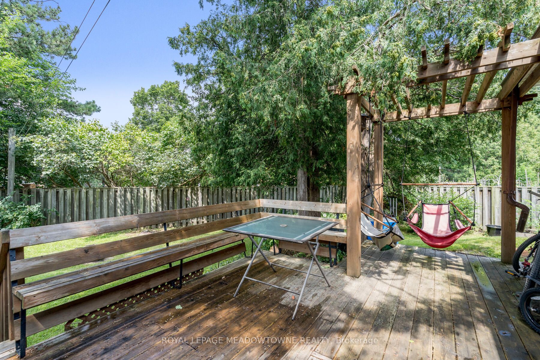 58 River Dr