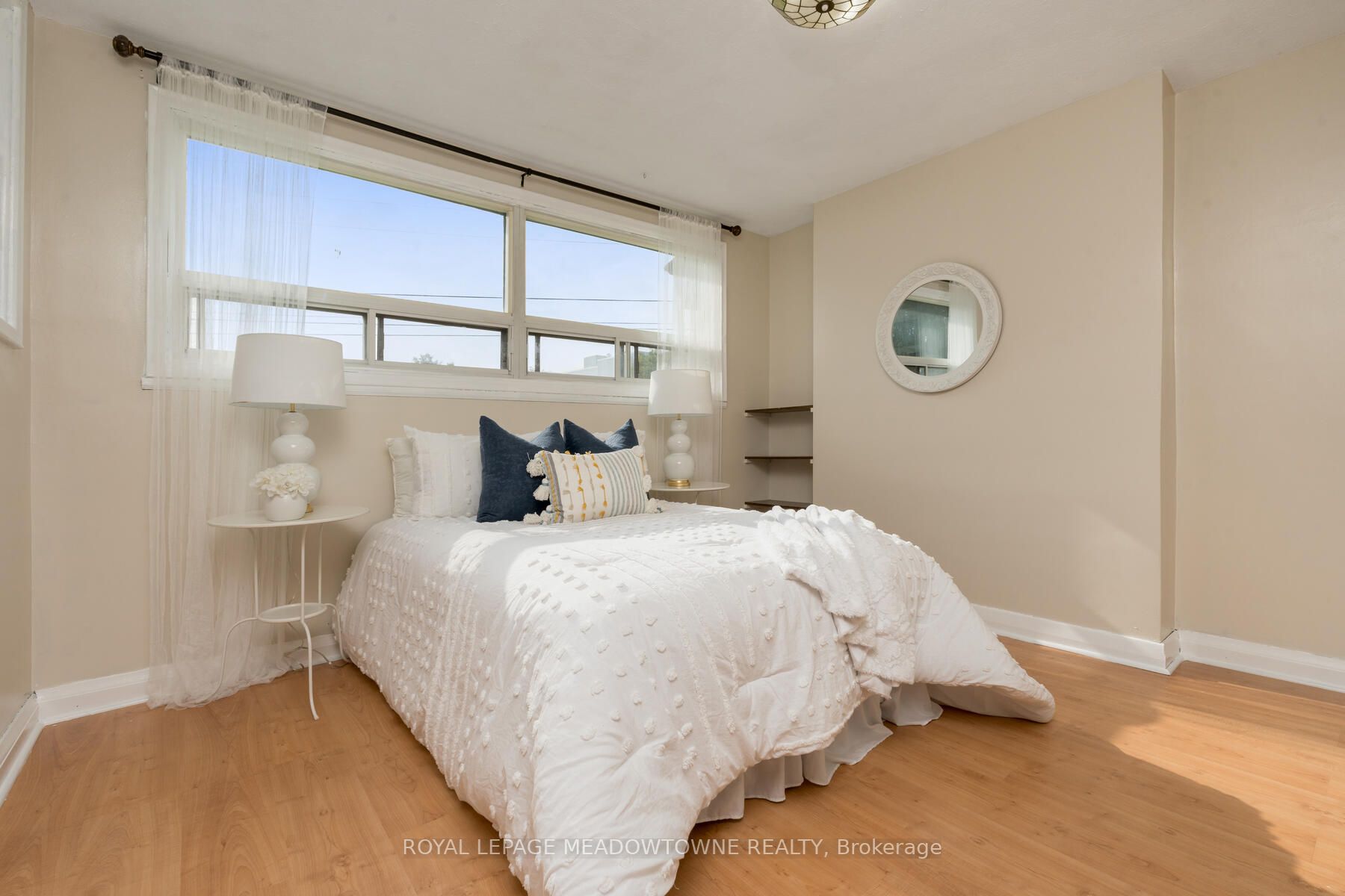 58 River Dr