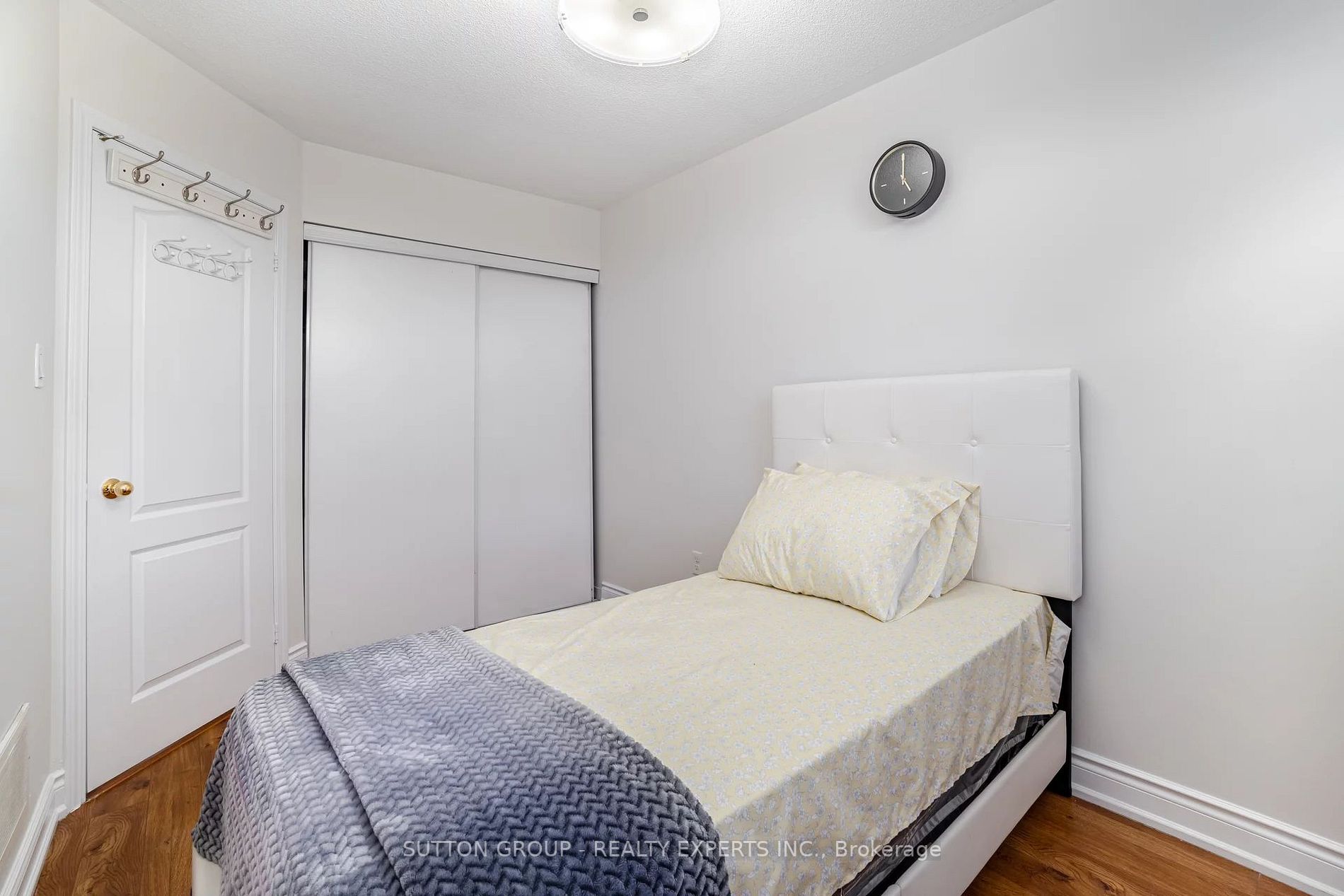 211 Thorndale Rd