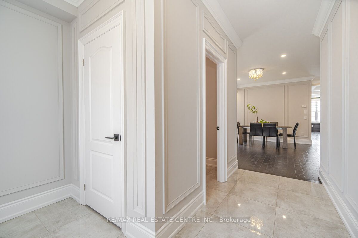 34 Hamilton Court