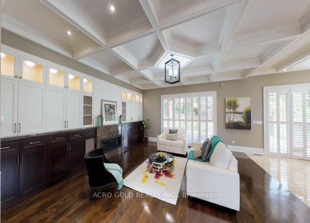 12 Sunvale Dr