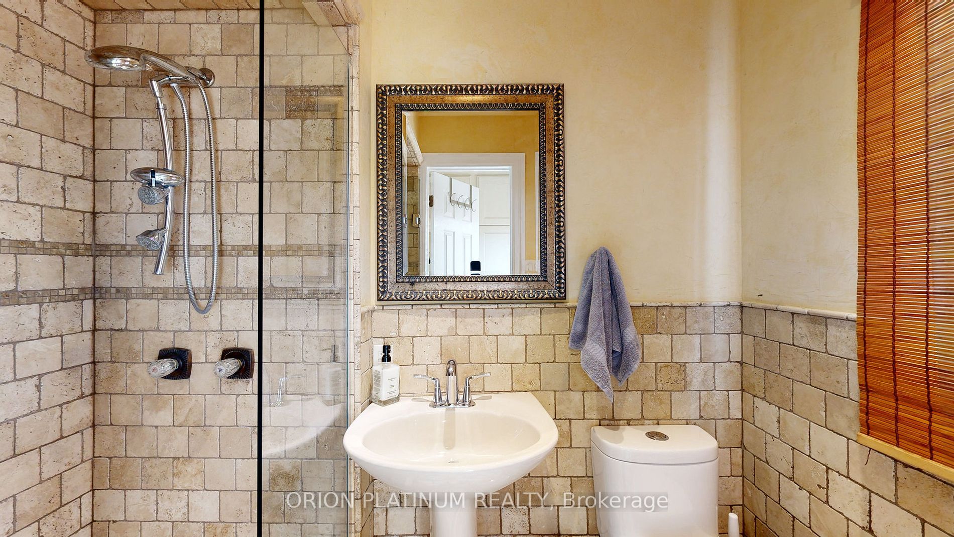 1448 Jefferson Cres