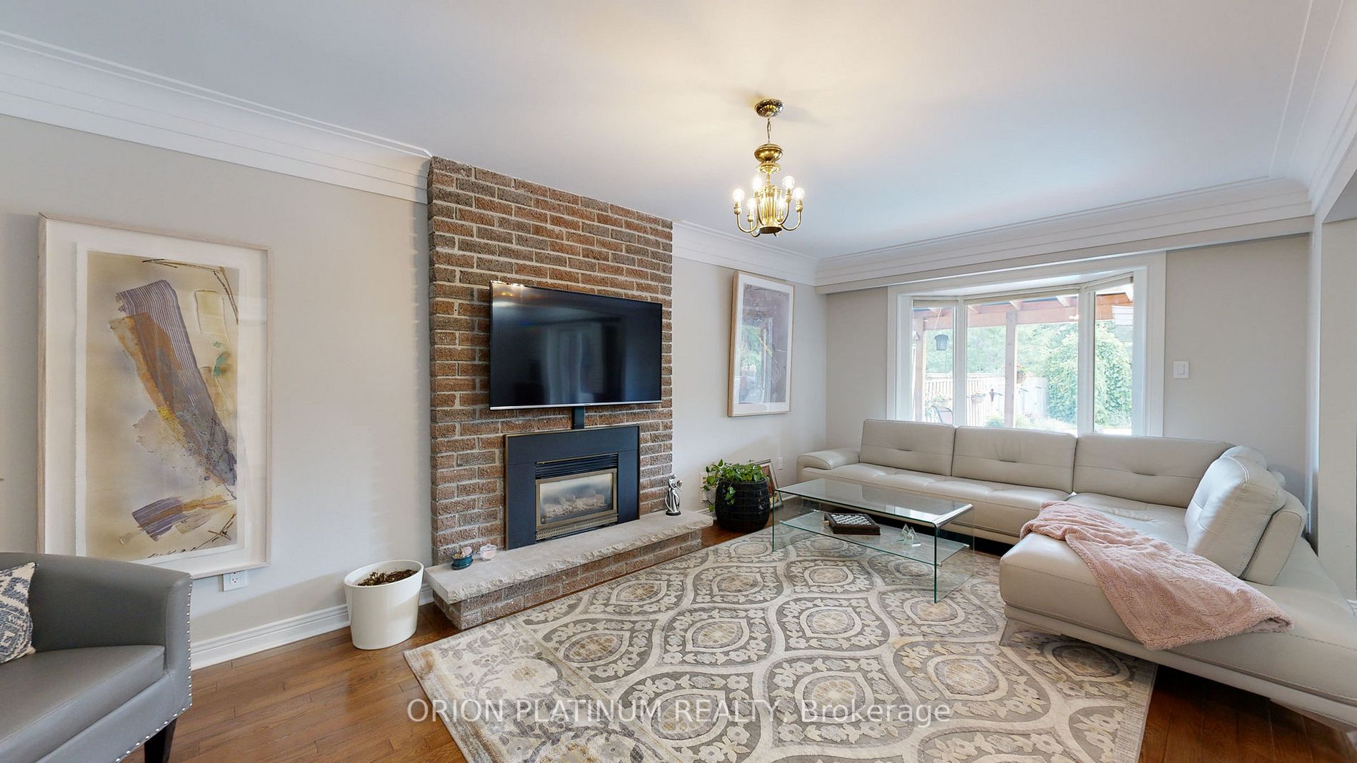1448 Jefferson Cres