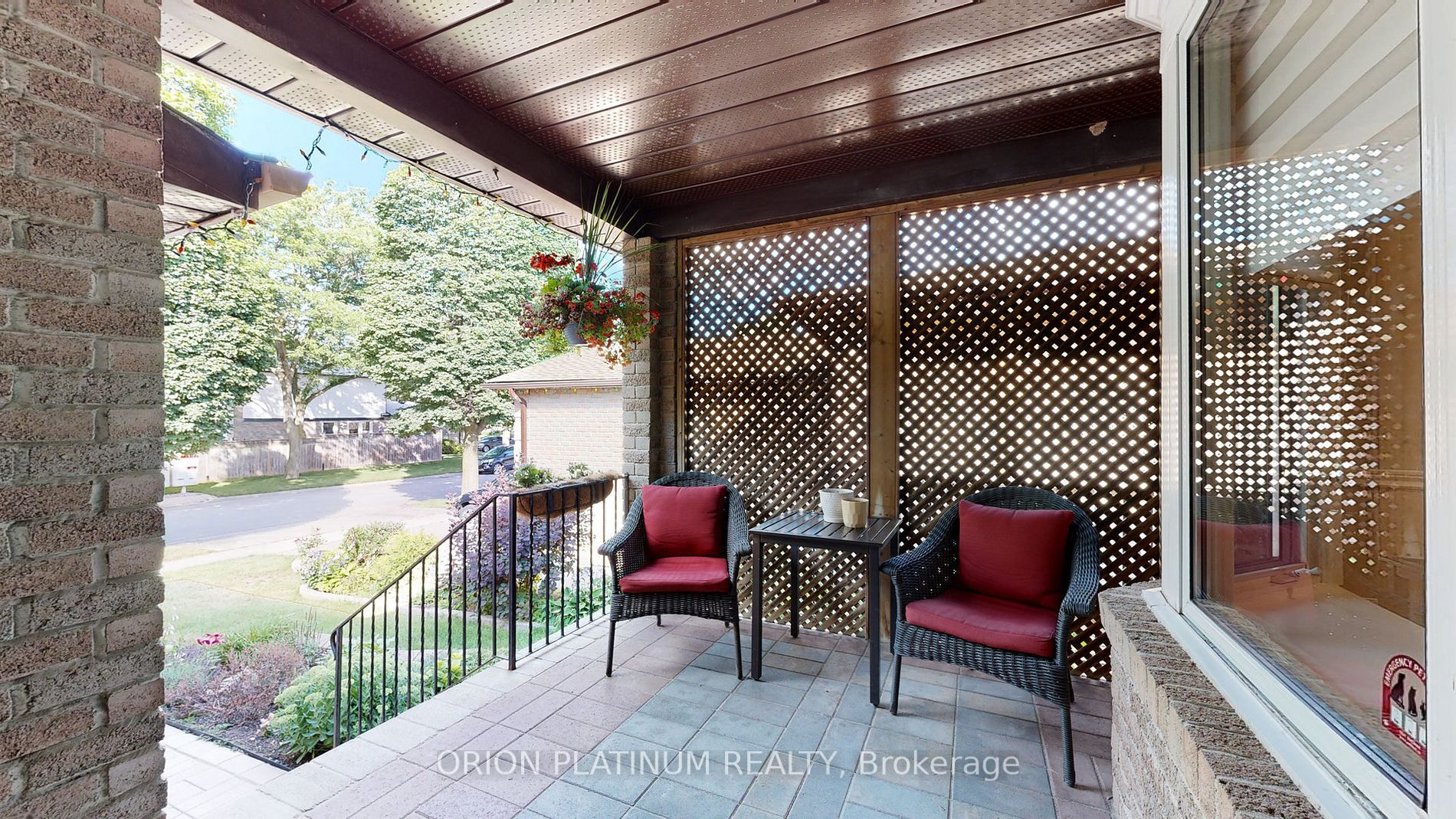 1448 Jefferson Cres