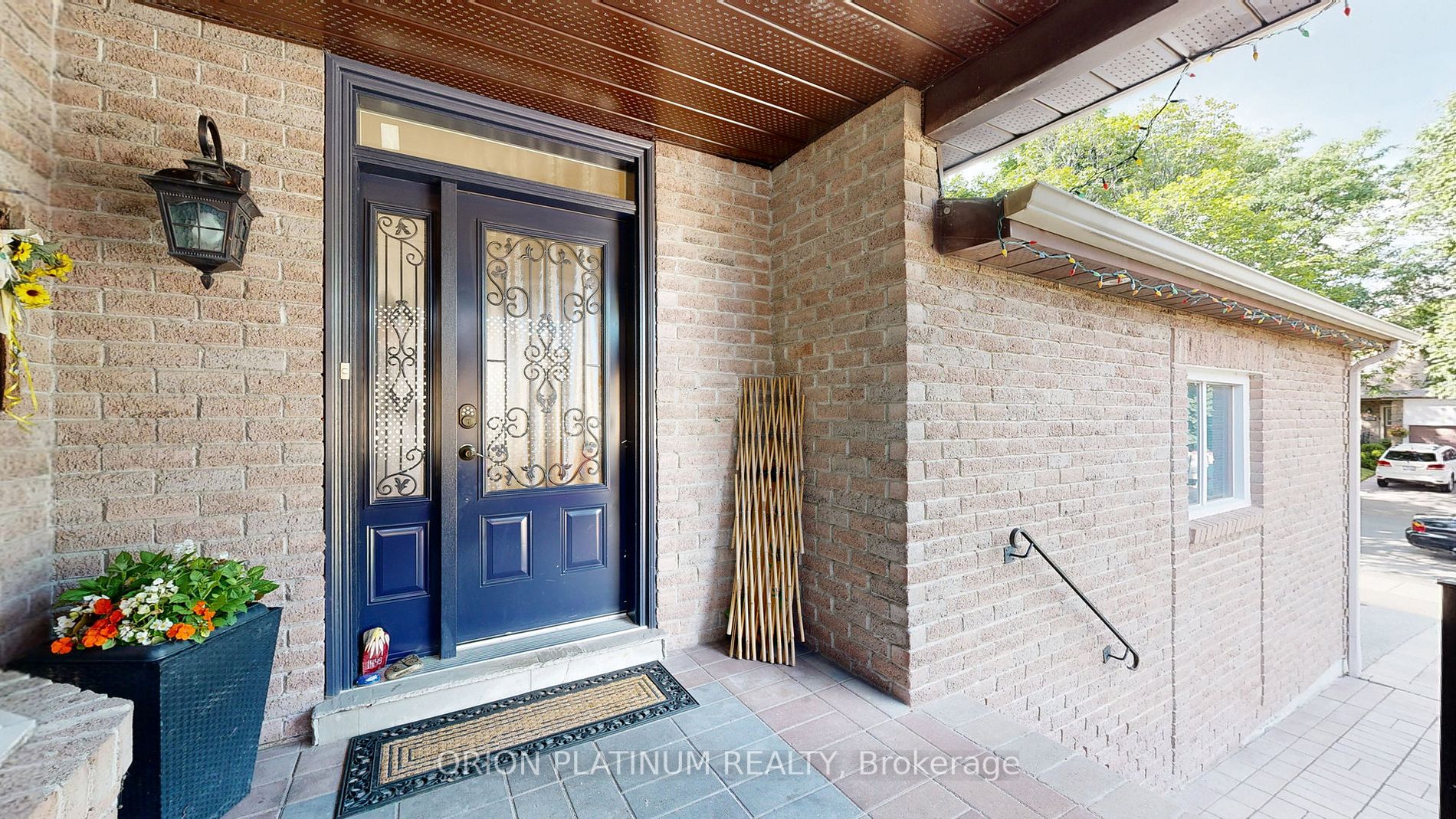1448 Jefferson Cres