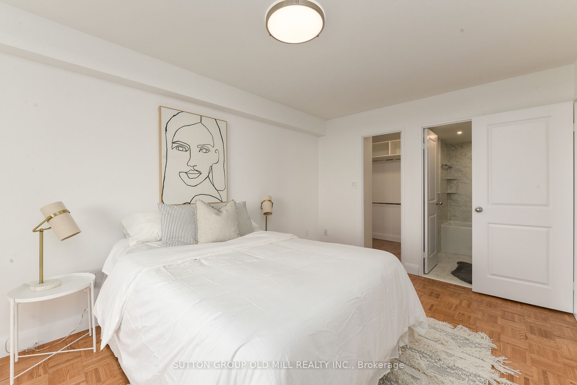 50 Quebec Ave, #1902