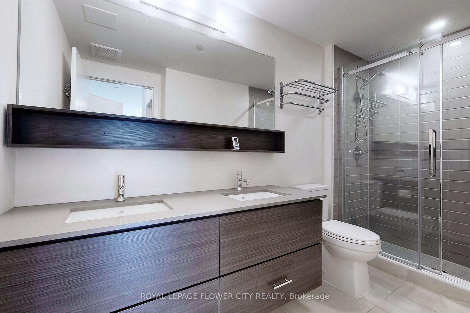 320 Plains Rd, #106