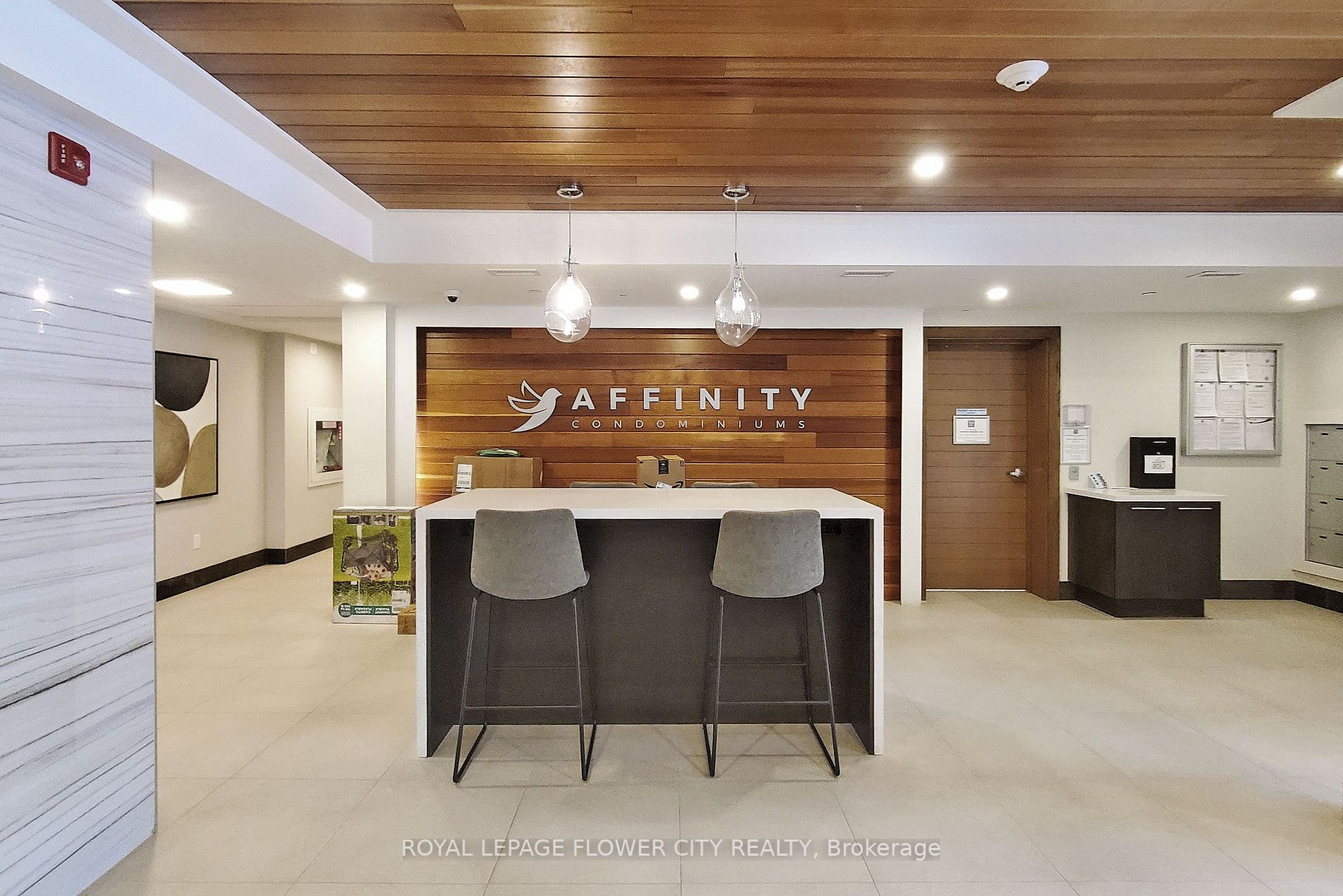 320 Plains Rd, #106