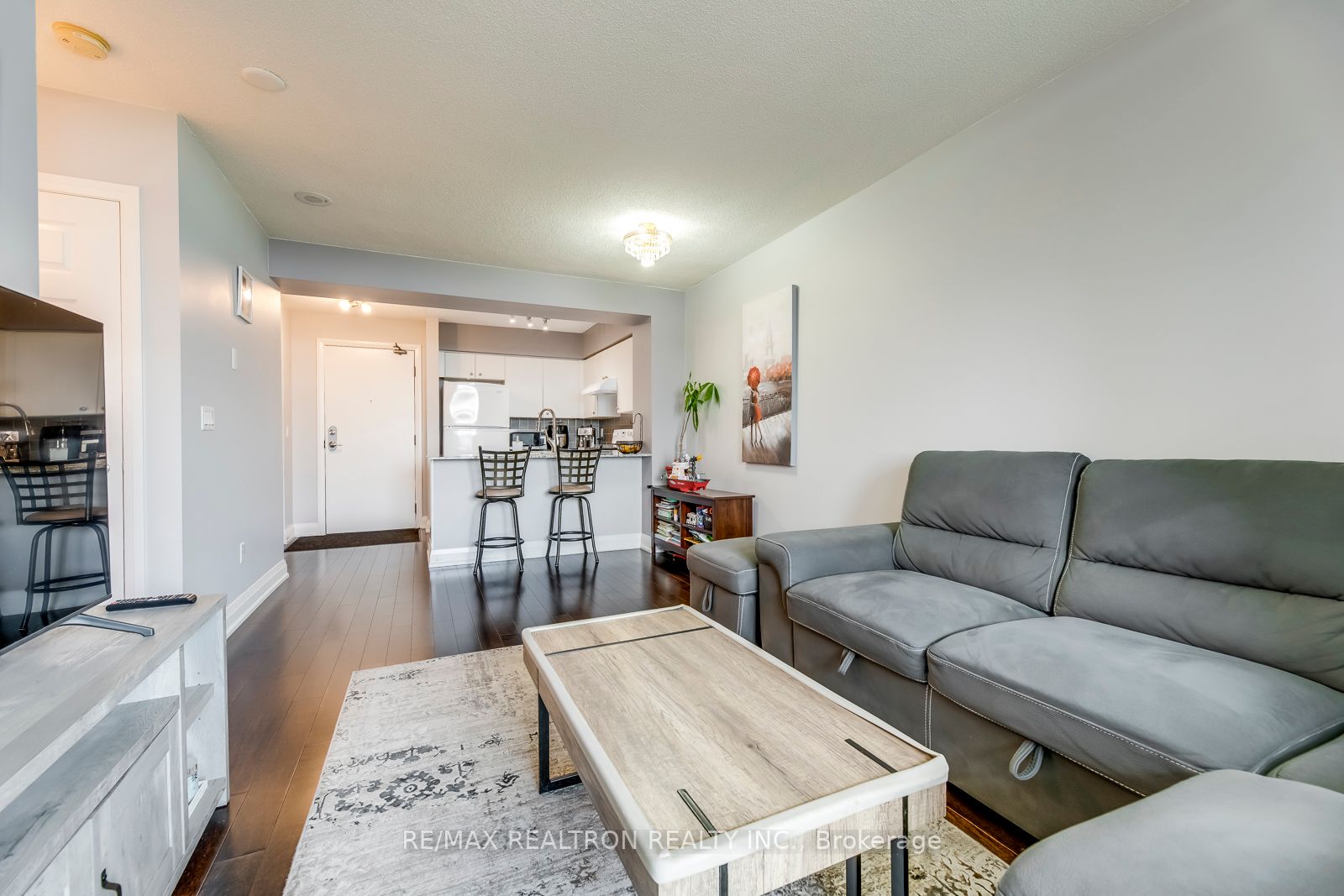 220 Forum Dr, #1412