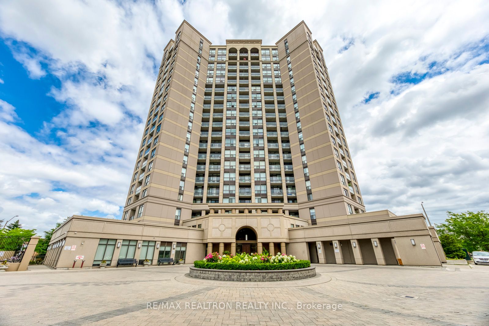 220 Forum Dr, #1412
