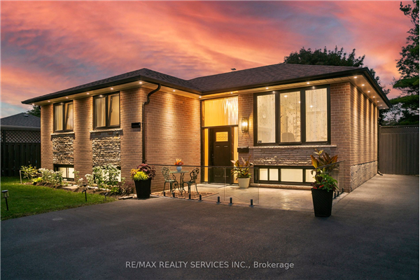 4 Kingsmere Cres E, Brampton