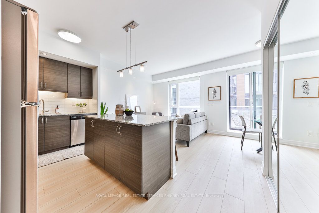 15 Sousa Mendes St, #703