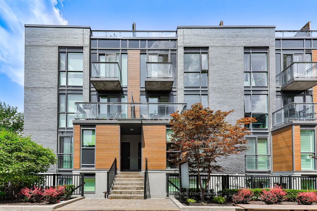 15 Sousa Mendes St, #703