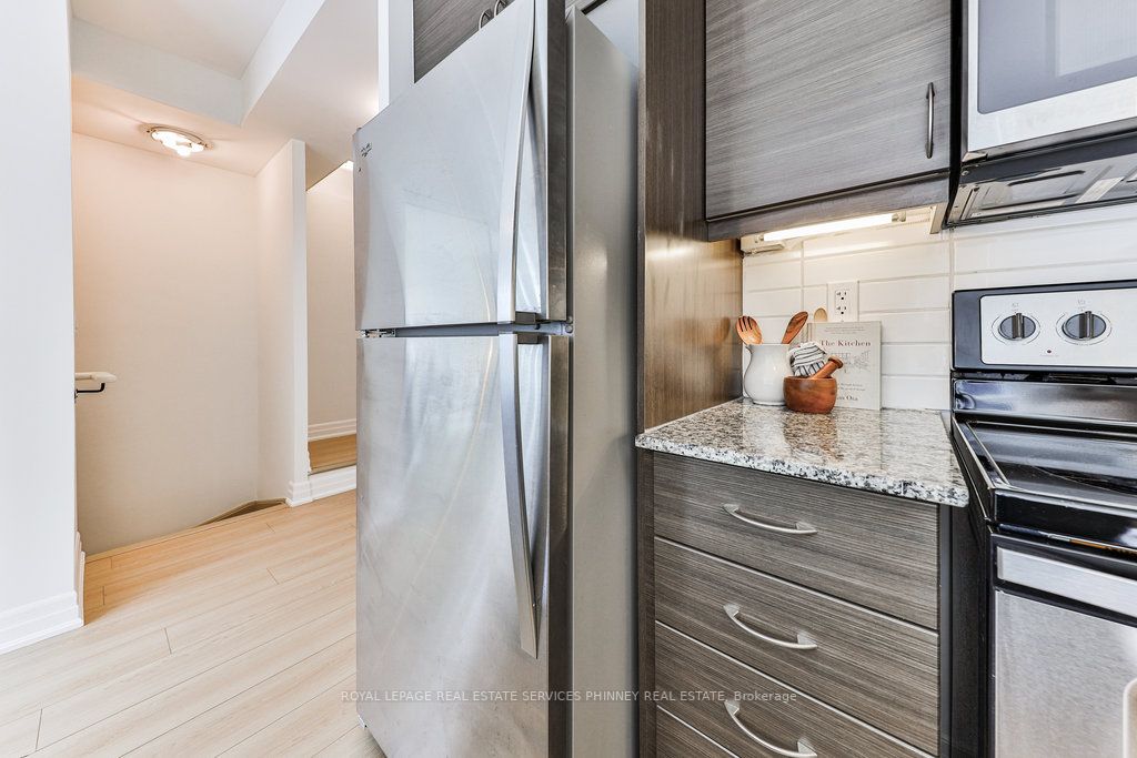 15 Sousa Mendes St, #703