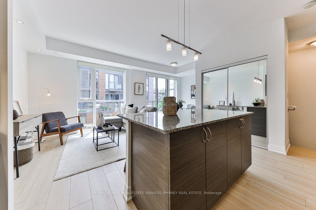 15 Sousa Mendes St, #703