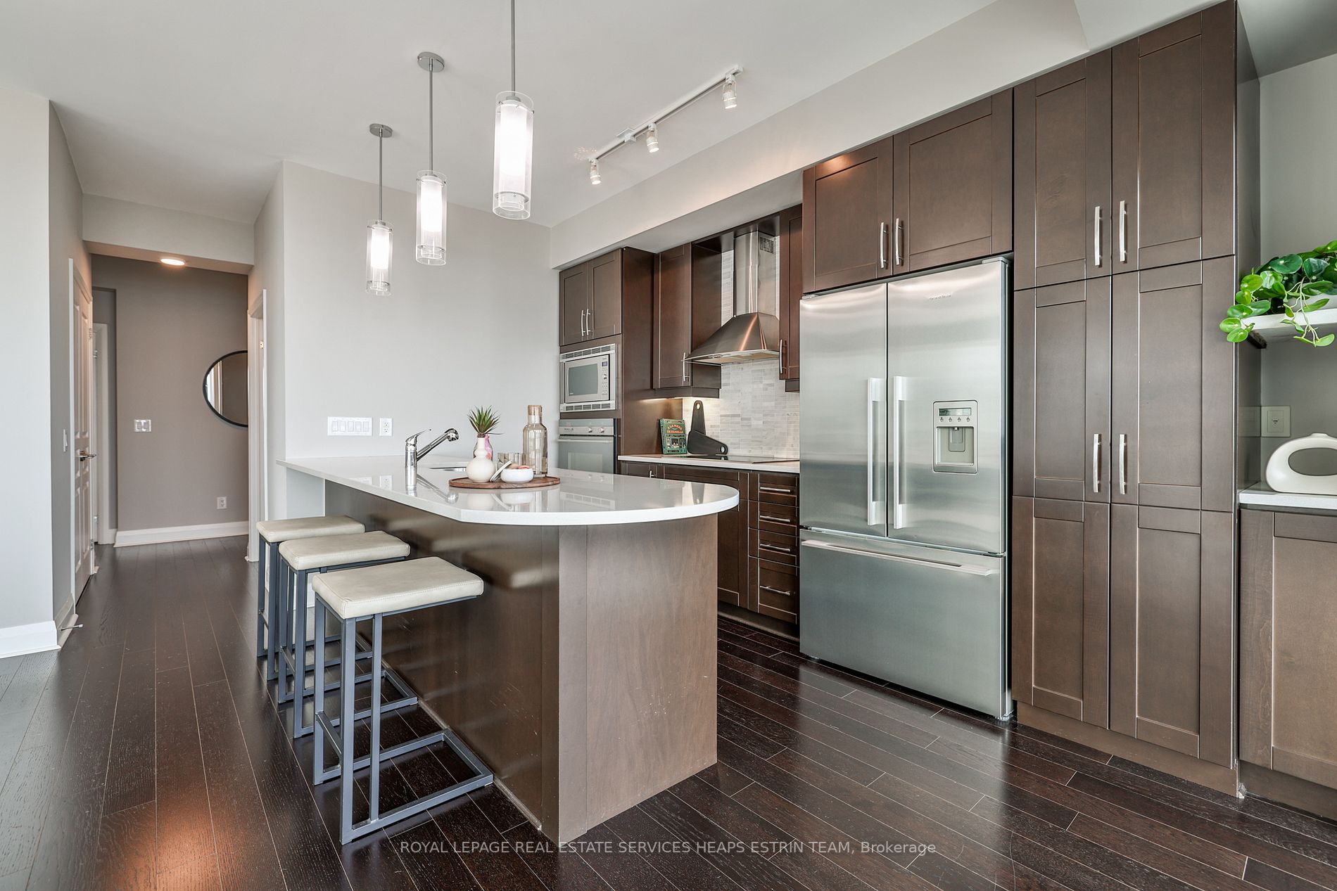 1 Hurontario St, #1002