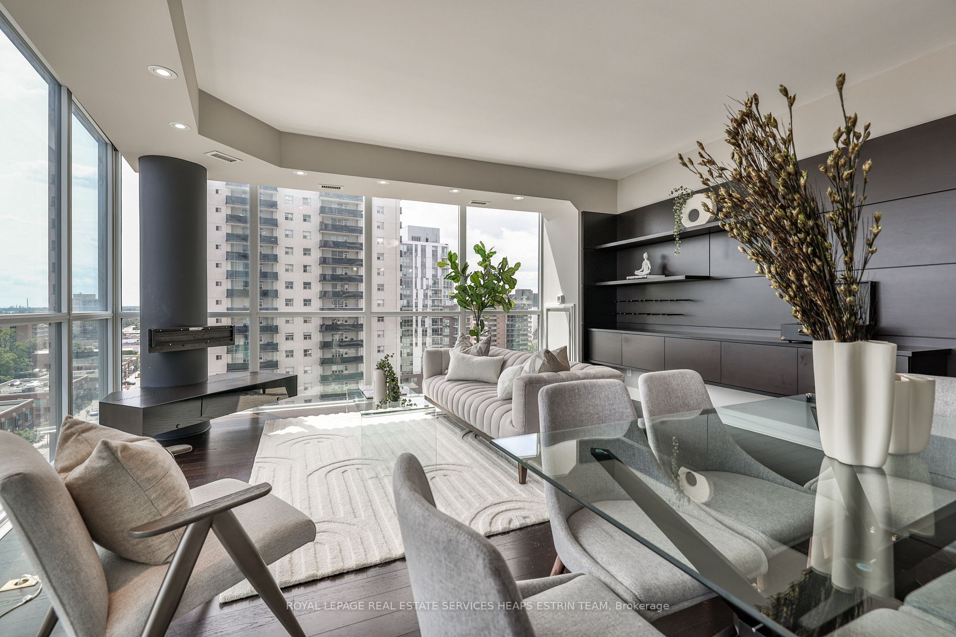 1 Hurontario St, #1002