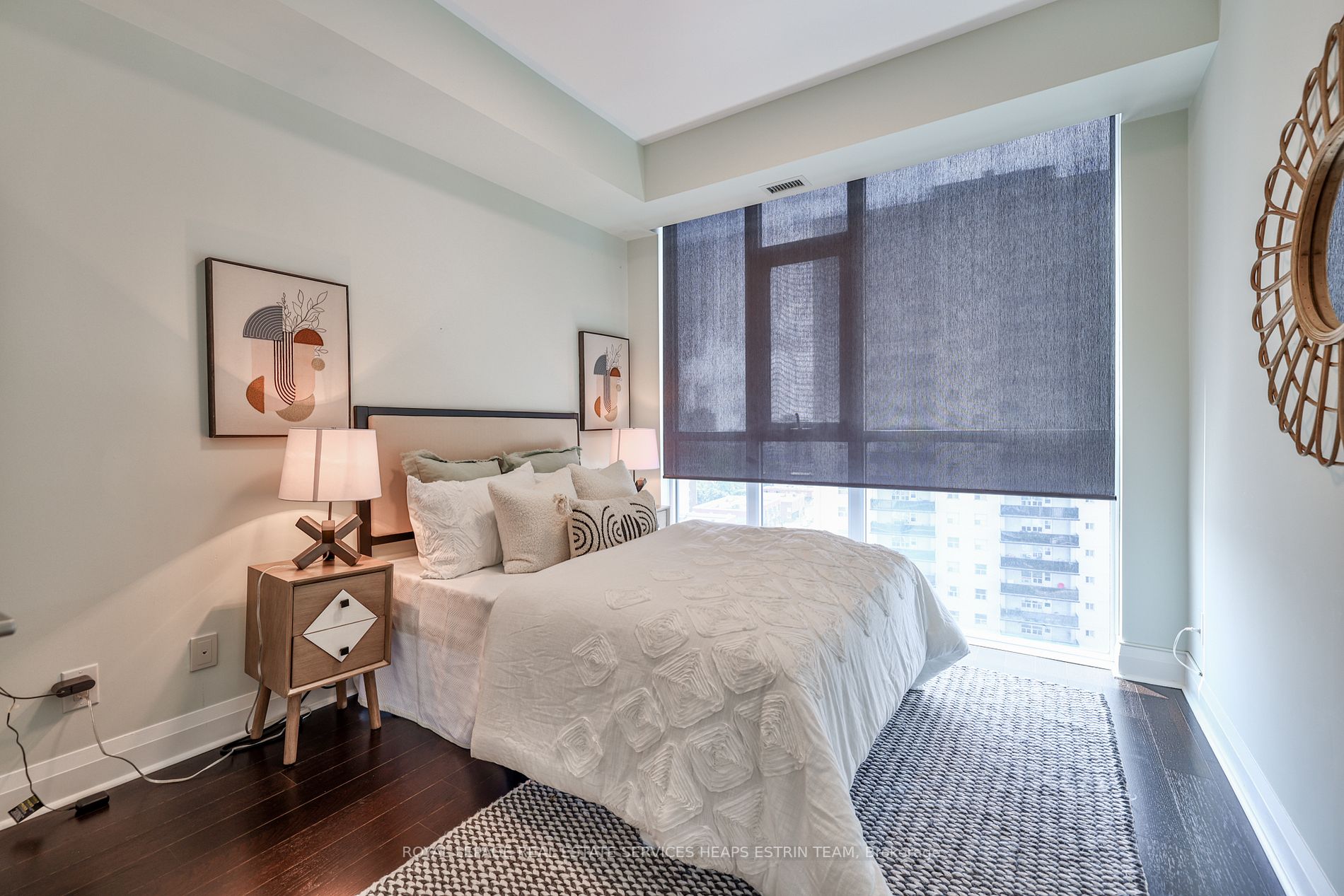 1 Hurontario St, #1002