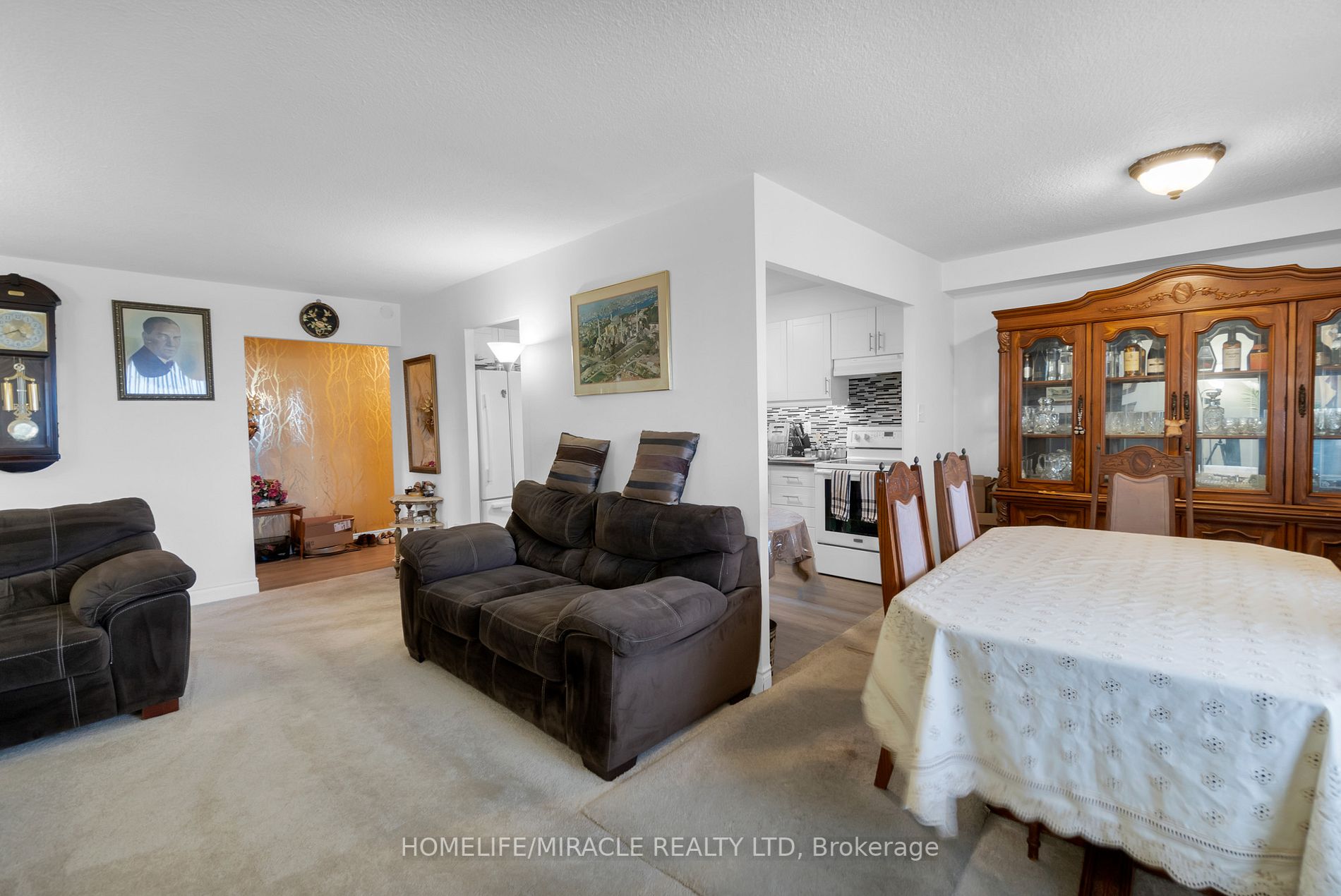 49 Silverstone Dr, #1108