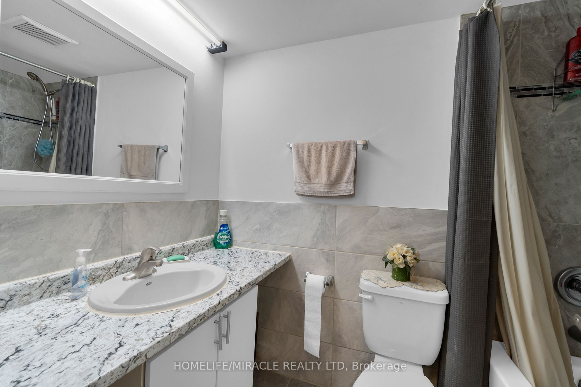 49 Silverstone Dr, #1108