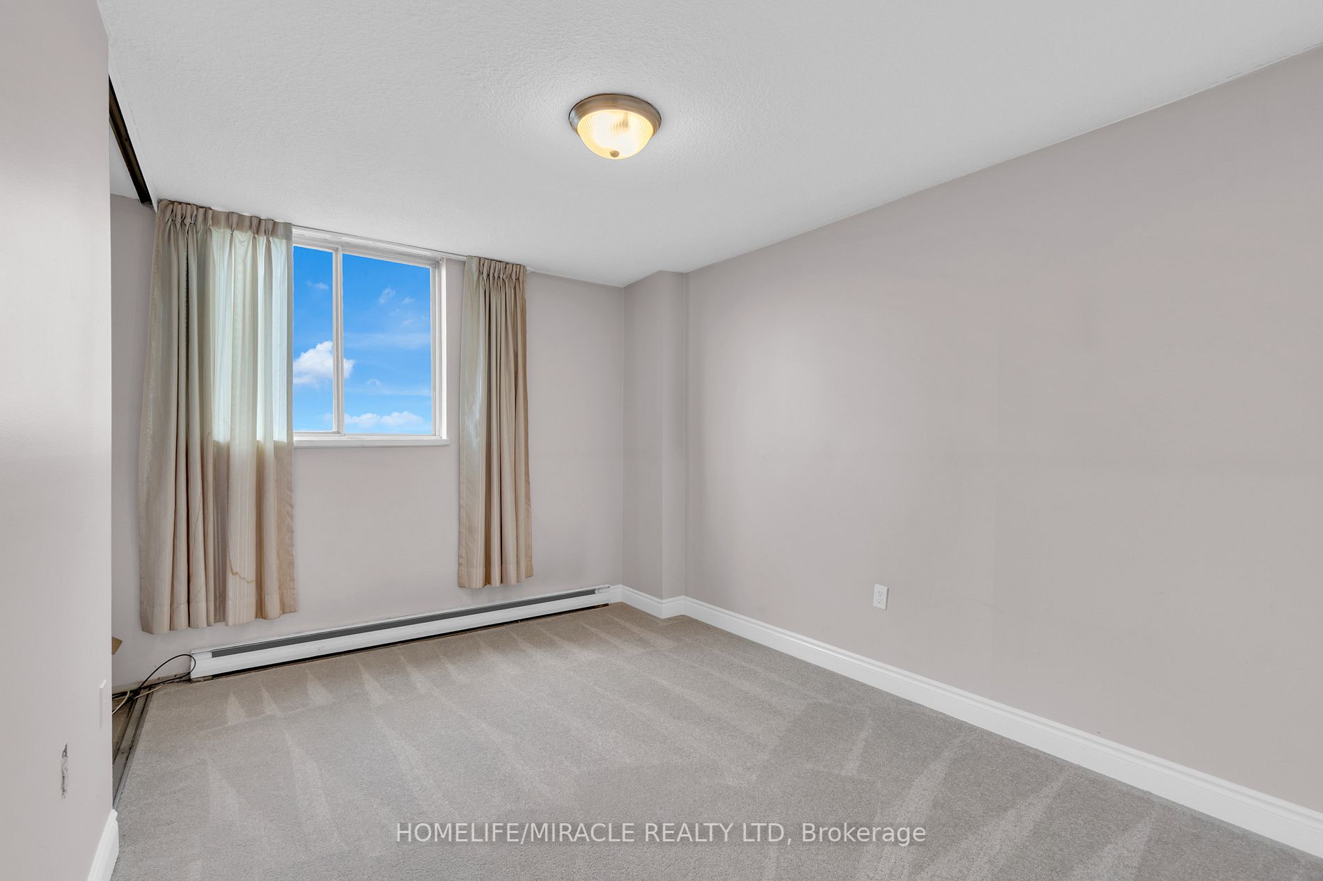 49 Silverstone Dr, #1108