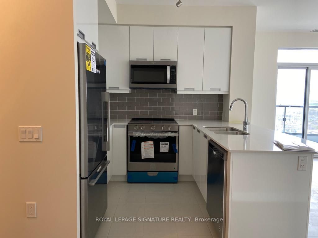 35 Watergarden Dr, #3317