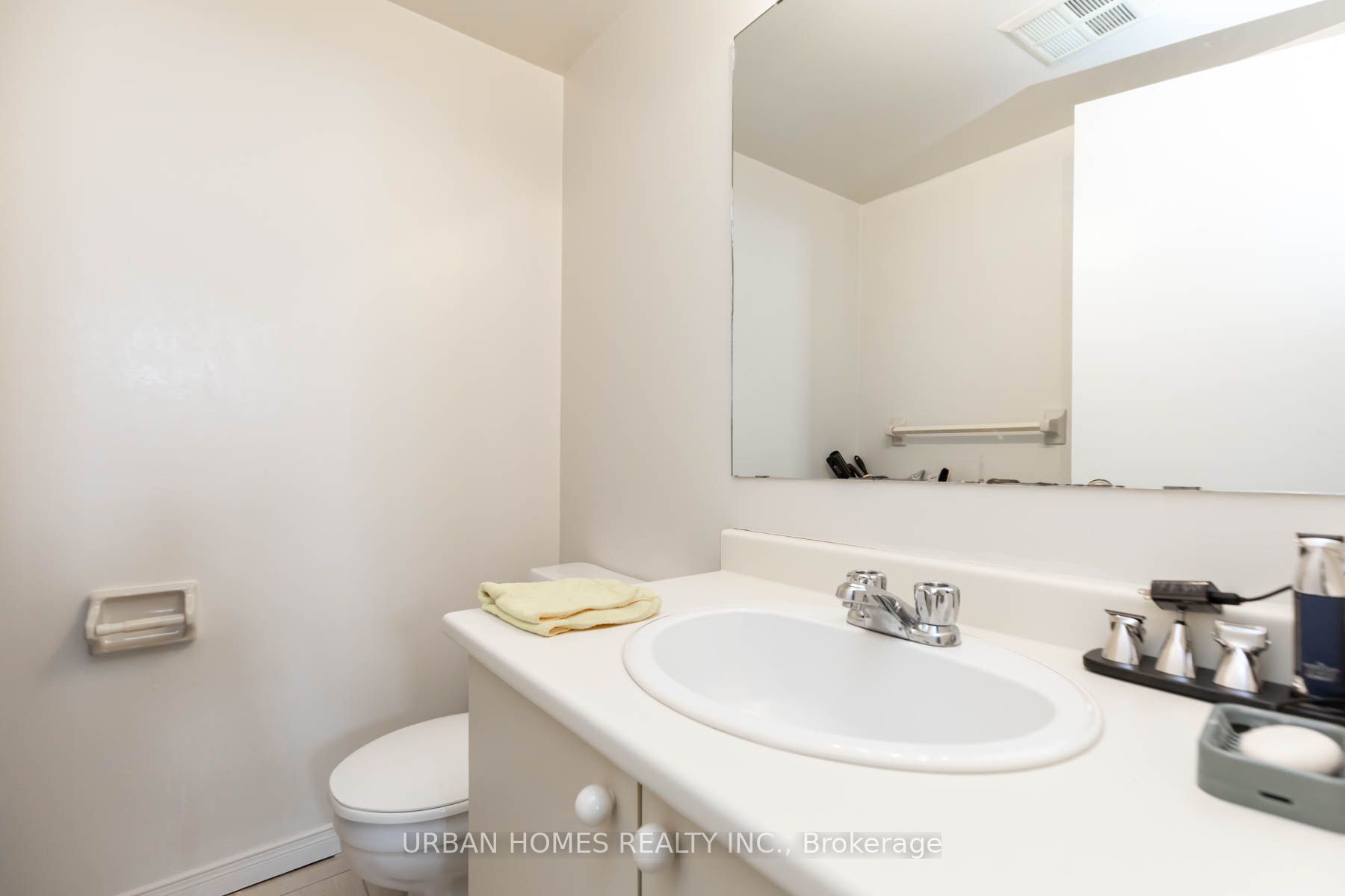 145 Hillcrest Ave, #803