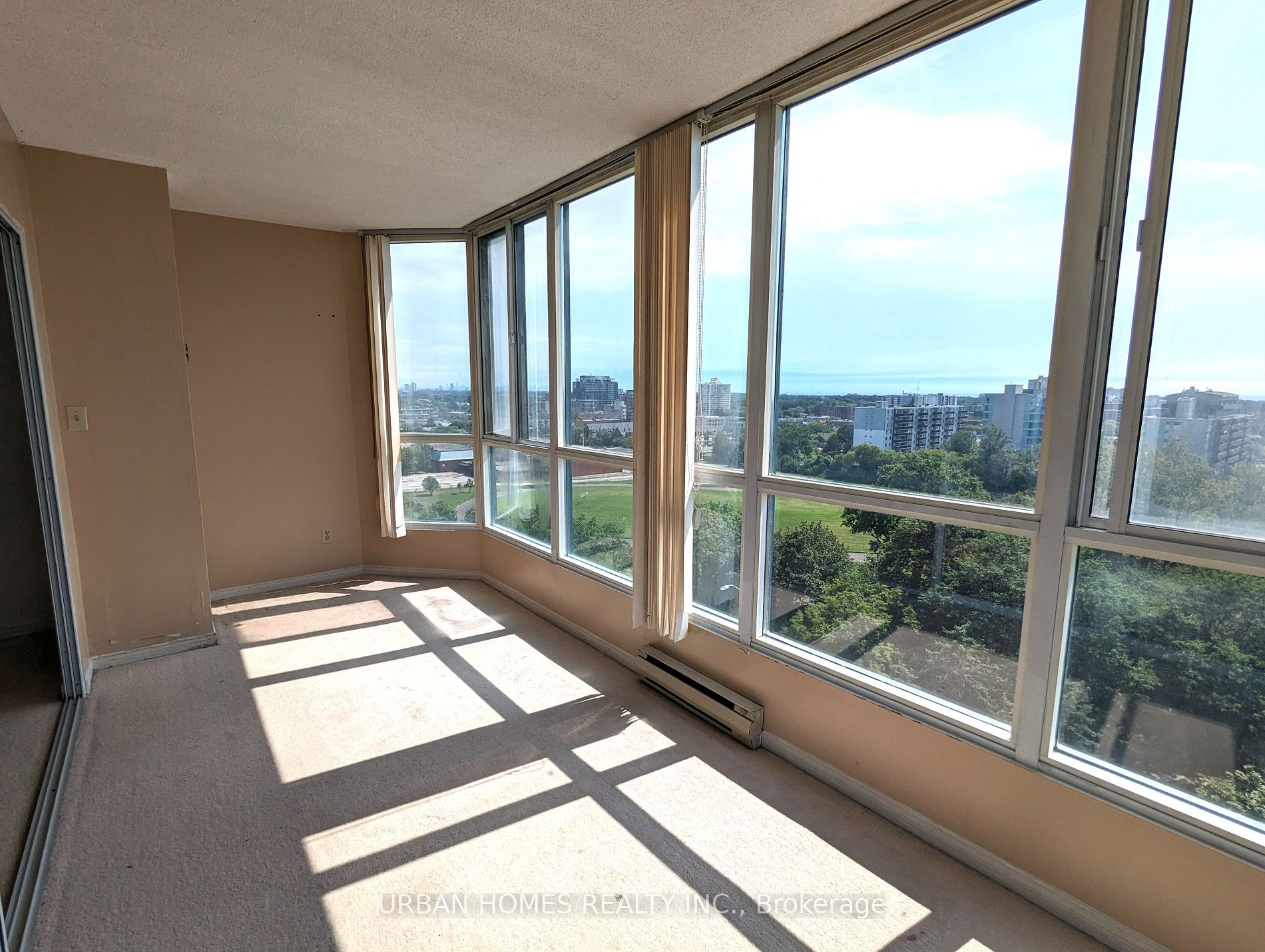 145 Hillcrest Ave, #803