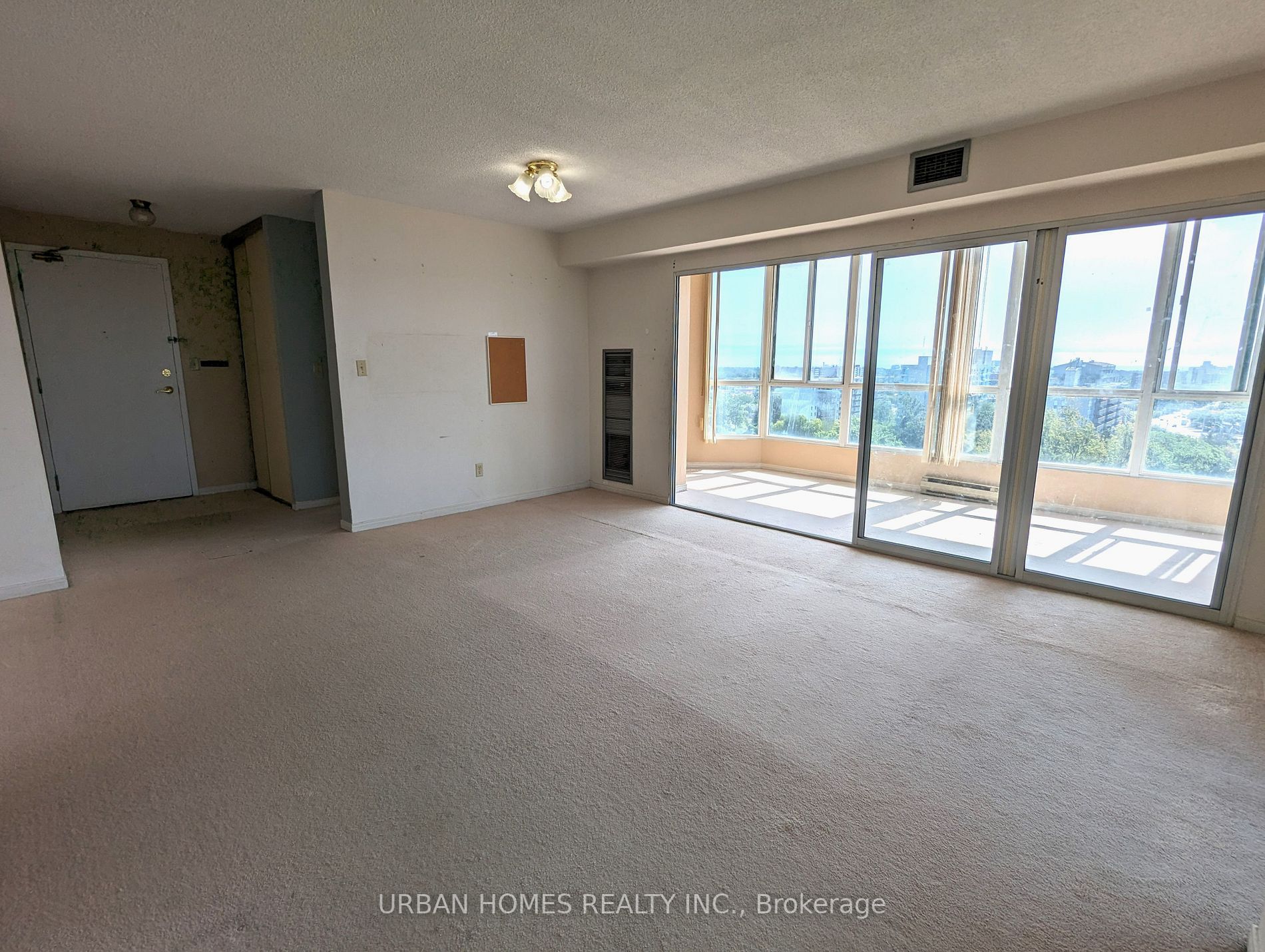 145 Hillcrest Ave, #803