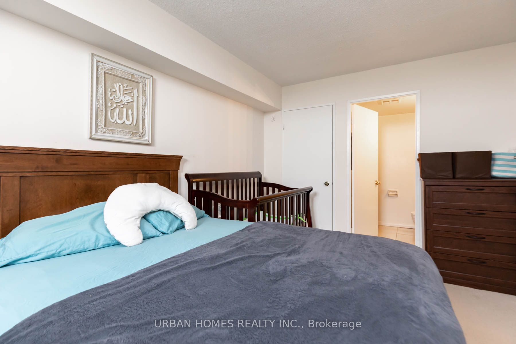 145 Hillcrest Ave, #803