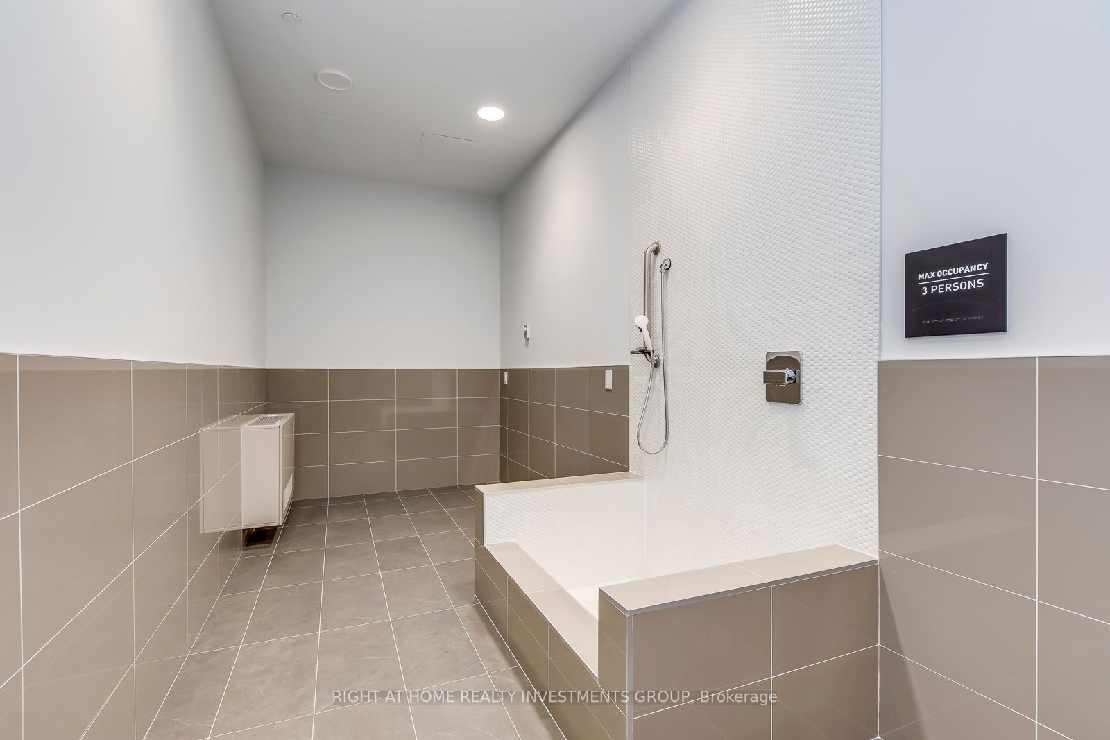 25 Neighbourhood Lane, #414