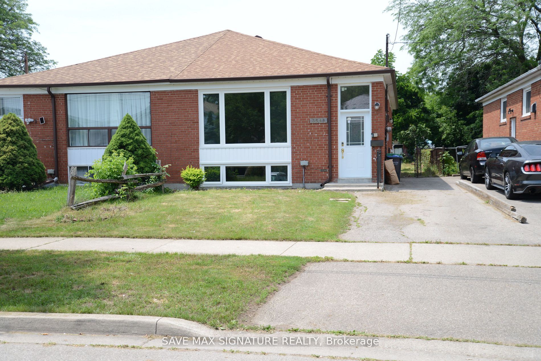 3548 Ashcroft Cres
