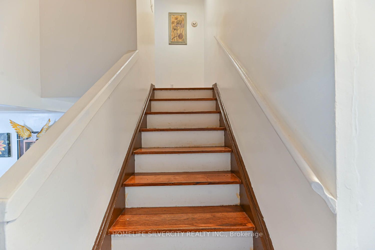 35 Faulkner Cres
