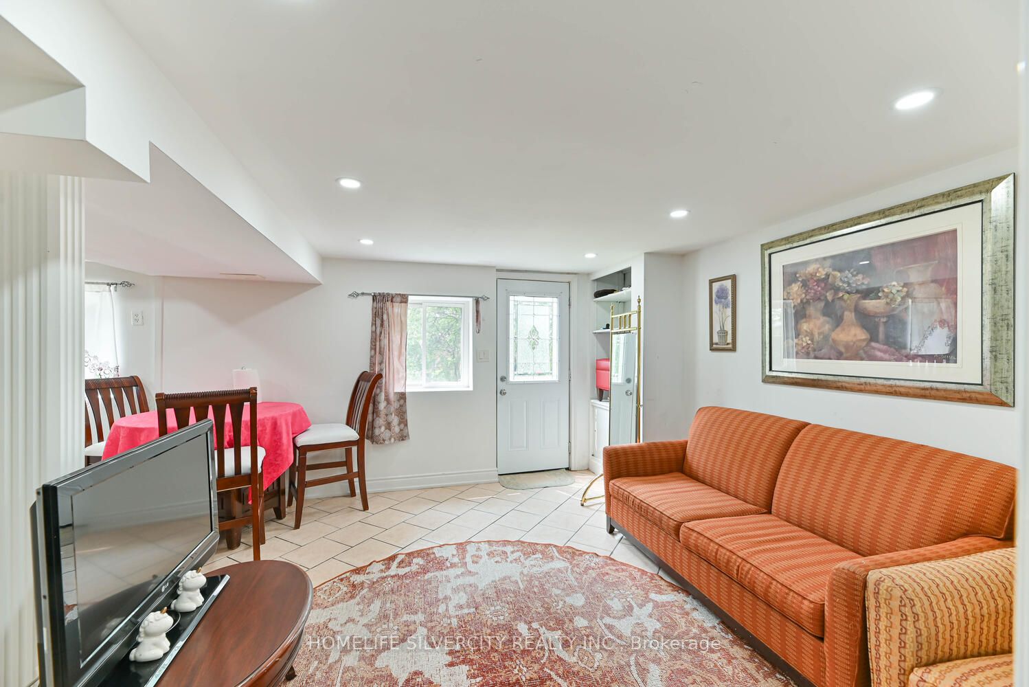 35 Faulkner Cres