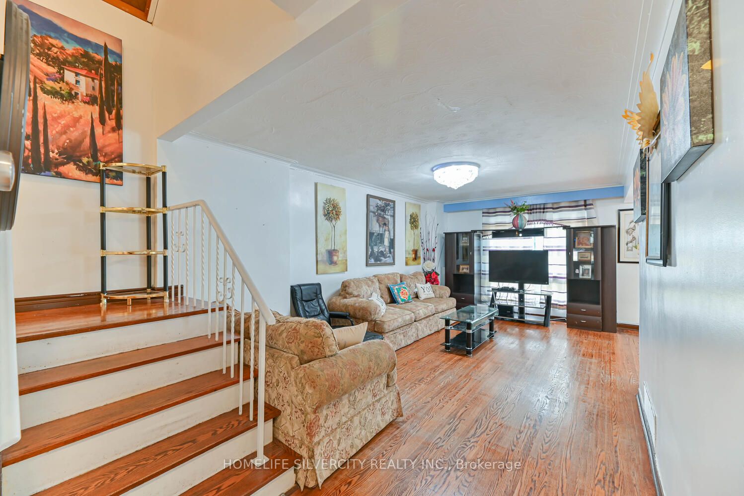 35 Faulkner Cres