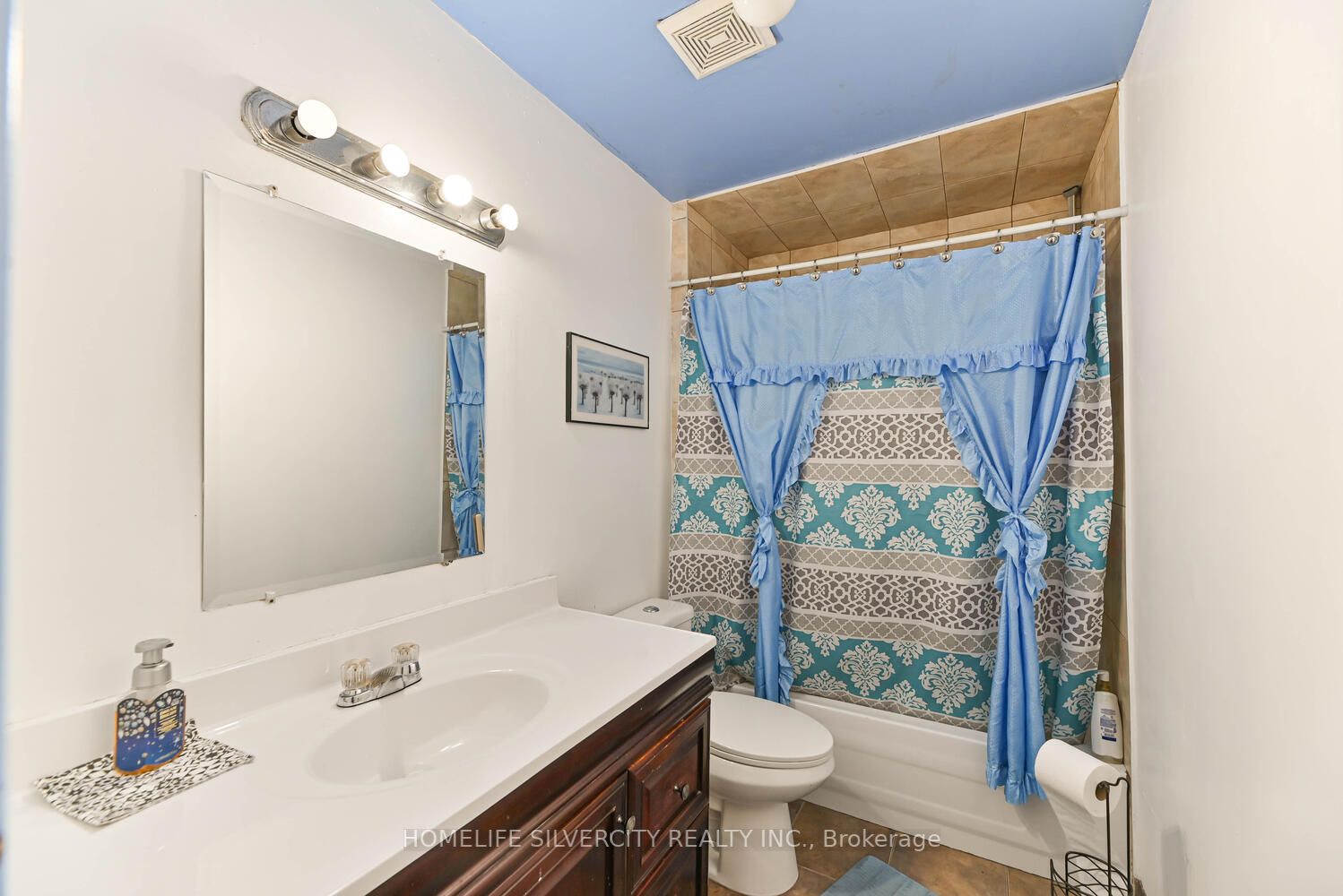 35 Faulkner Cres