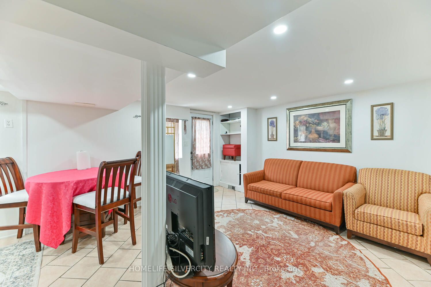 35 Faulkner Cres