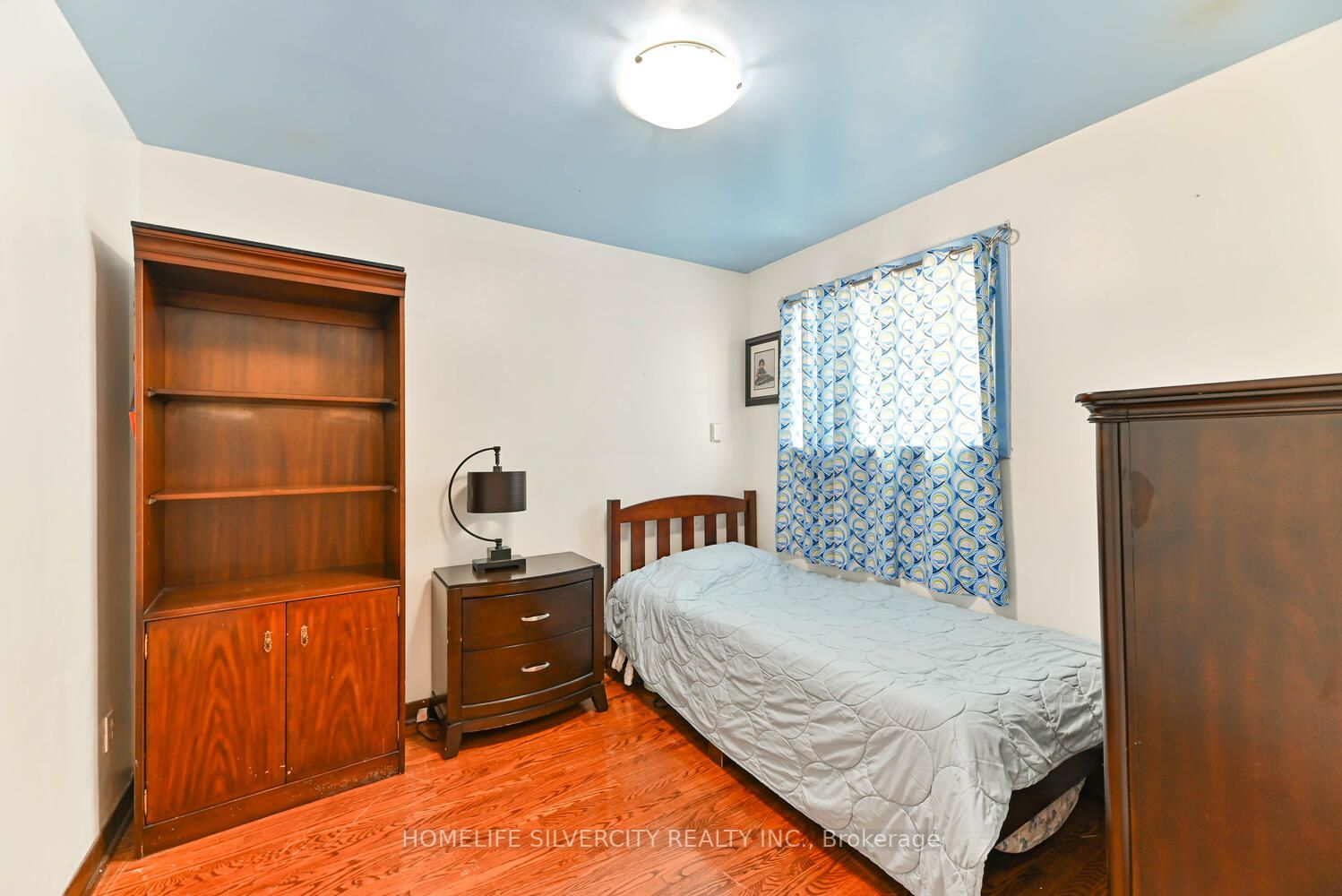 35 Faulkner Cres