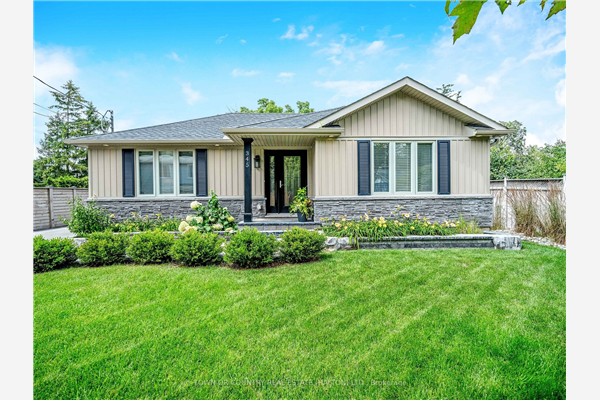 345 Oak St, Milton
