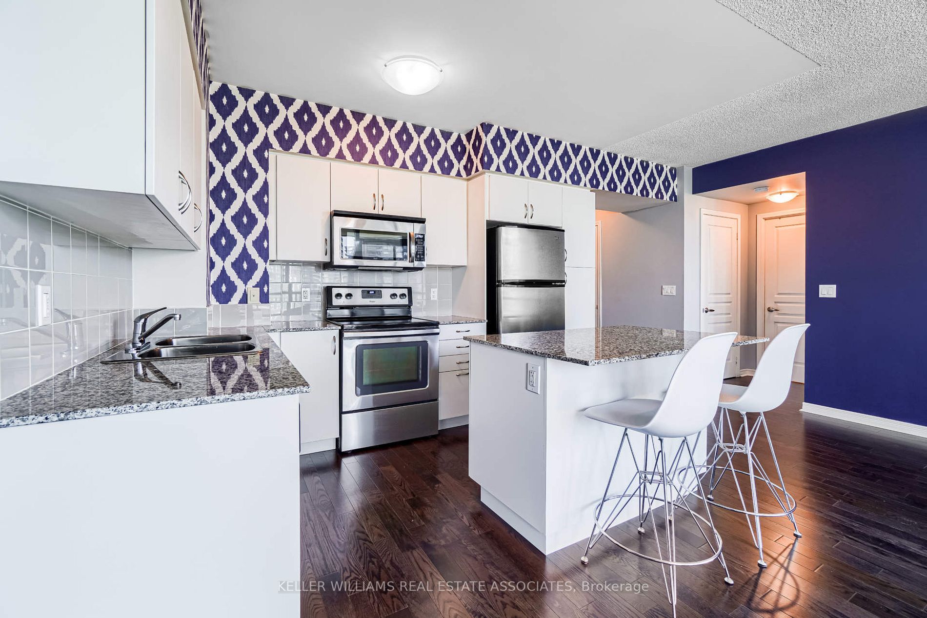 2230 Lake Shore Boulevard W, #1705