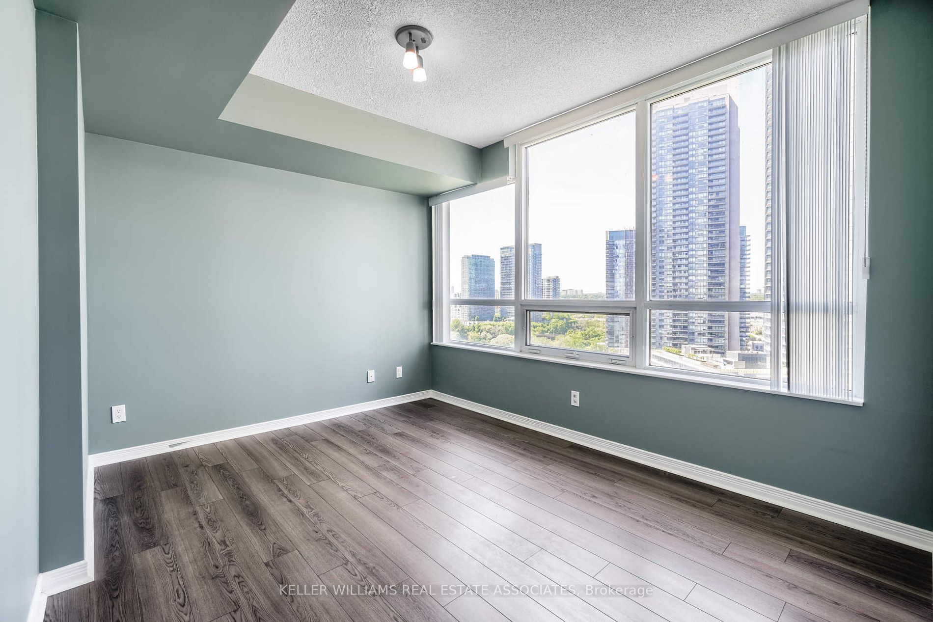 2230 Lake Shore Boulevard W, #1705