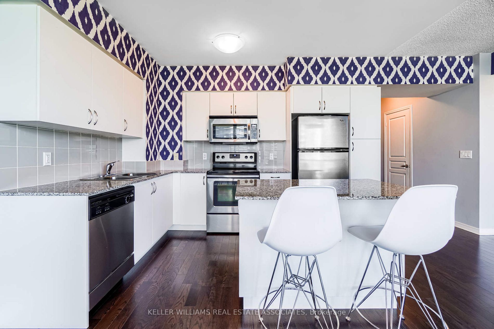 2230 Lake Shore Boulevard W, #1705