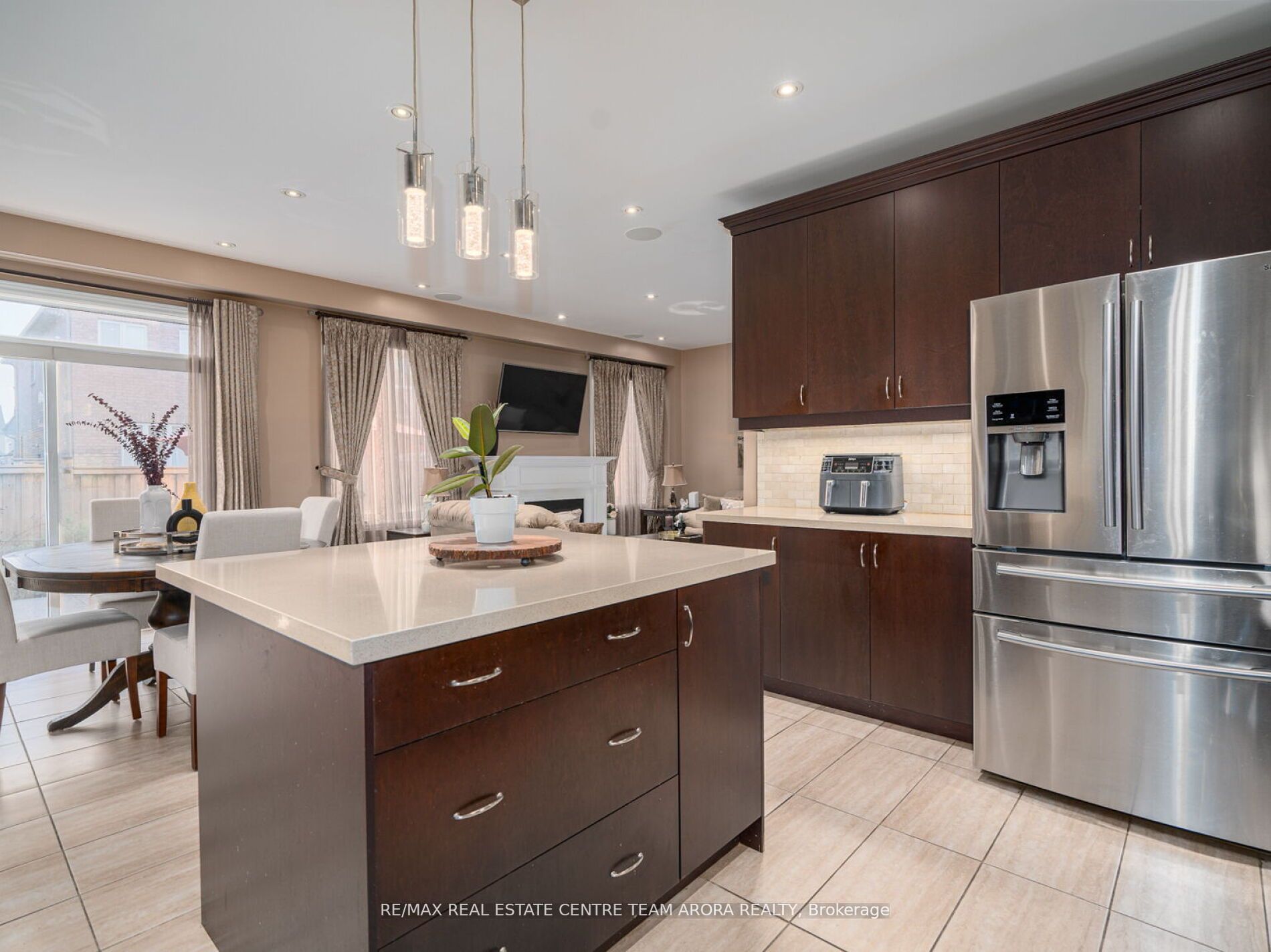 17 Blackberry Valley Crescent