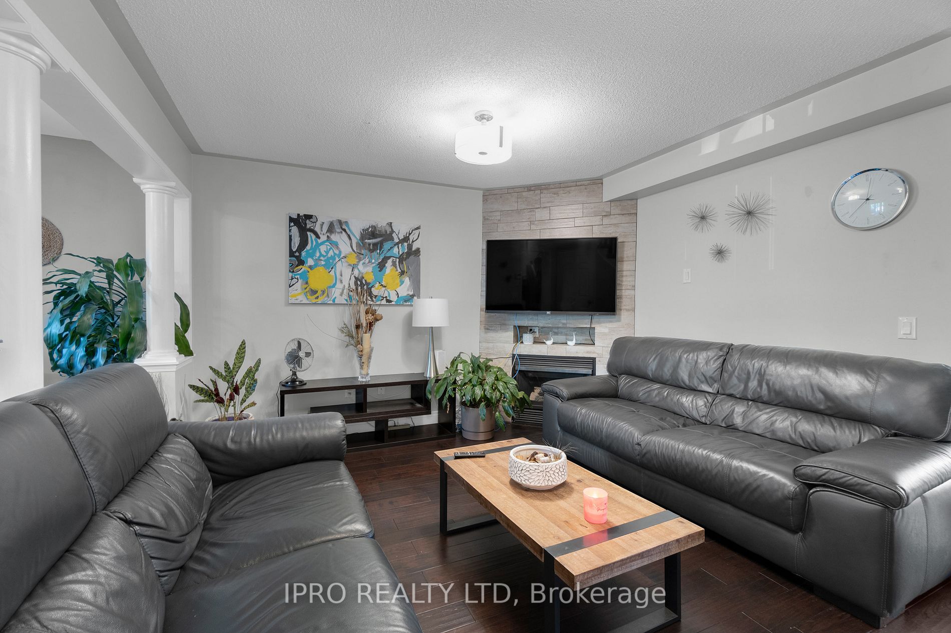 9900 Mclaughlin Rd N, #18