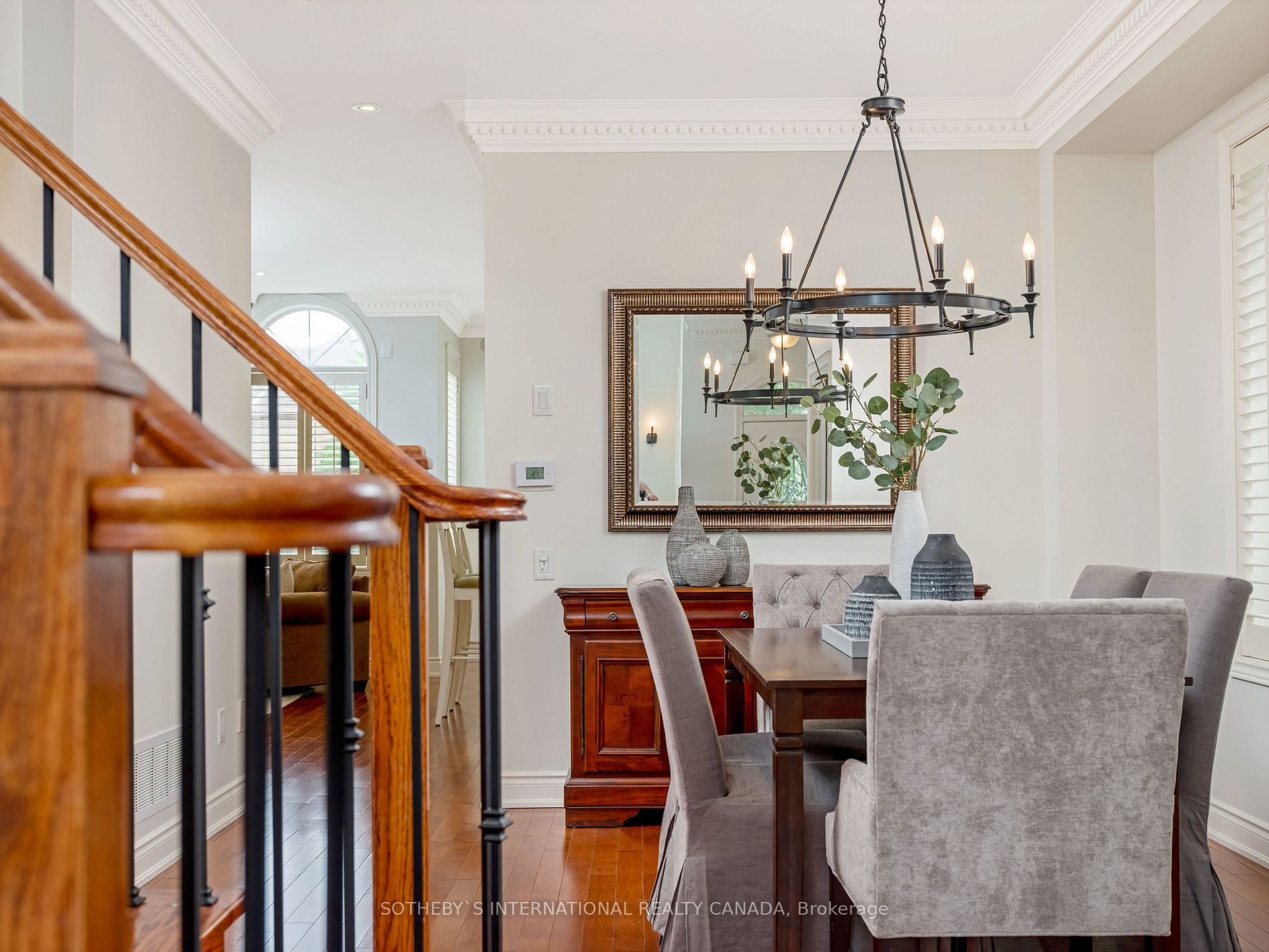 3380 Hayhurst Cres