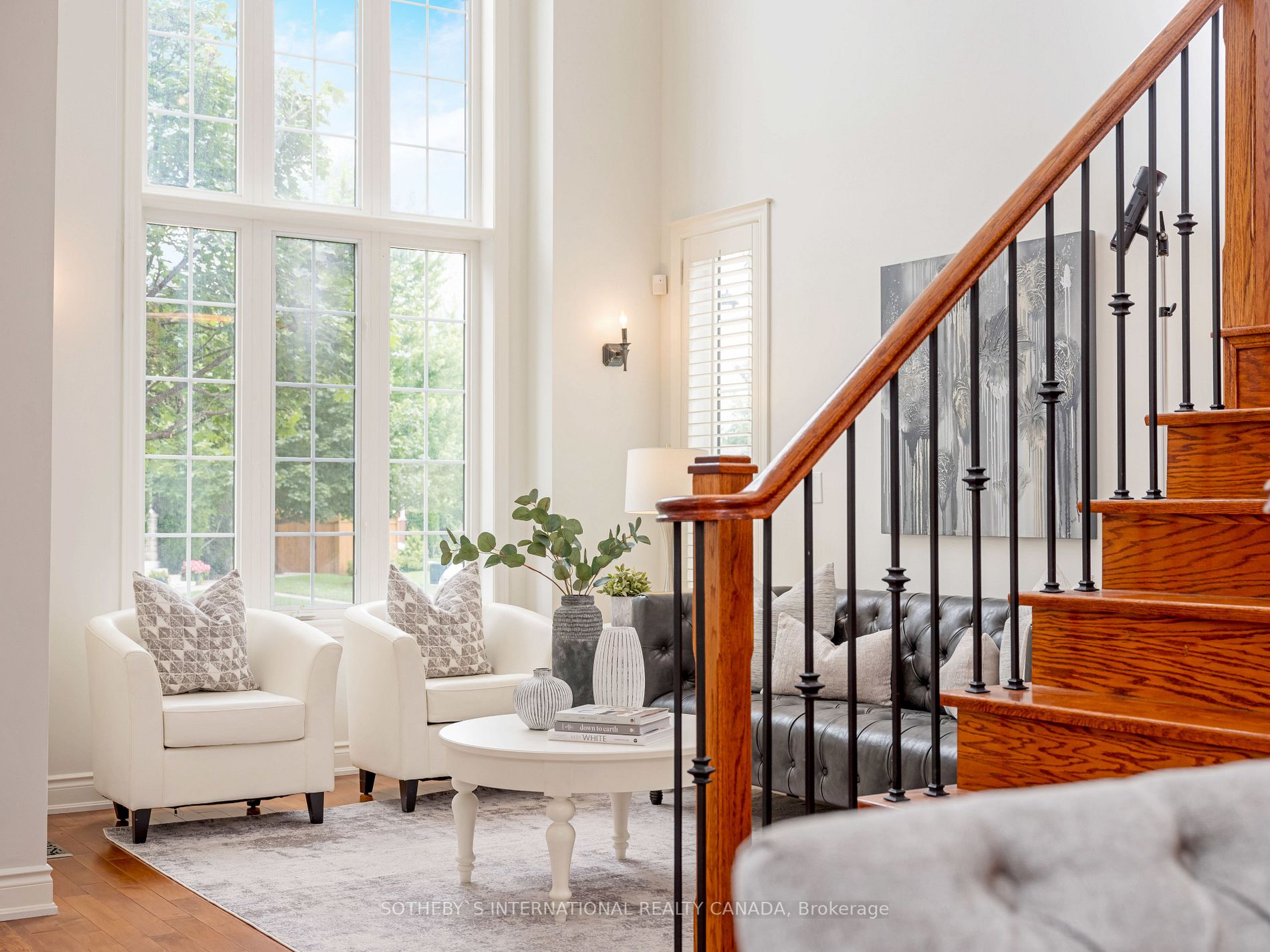 3380 Hayhurst Cres