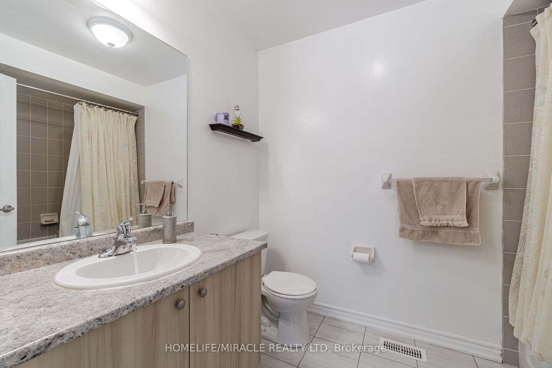 42 Agava St