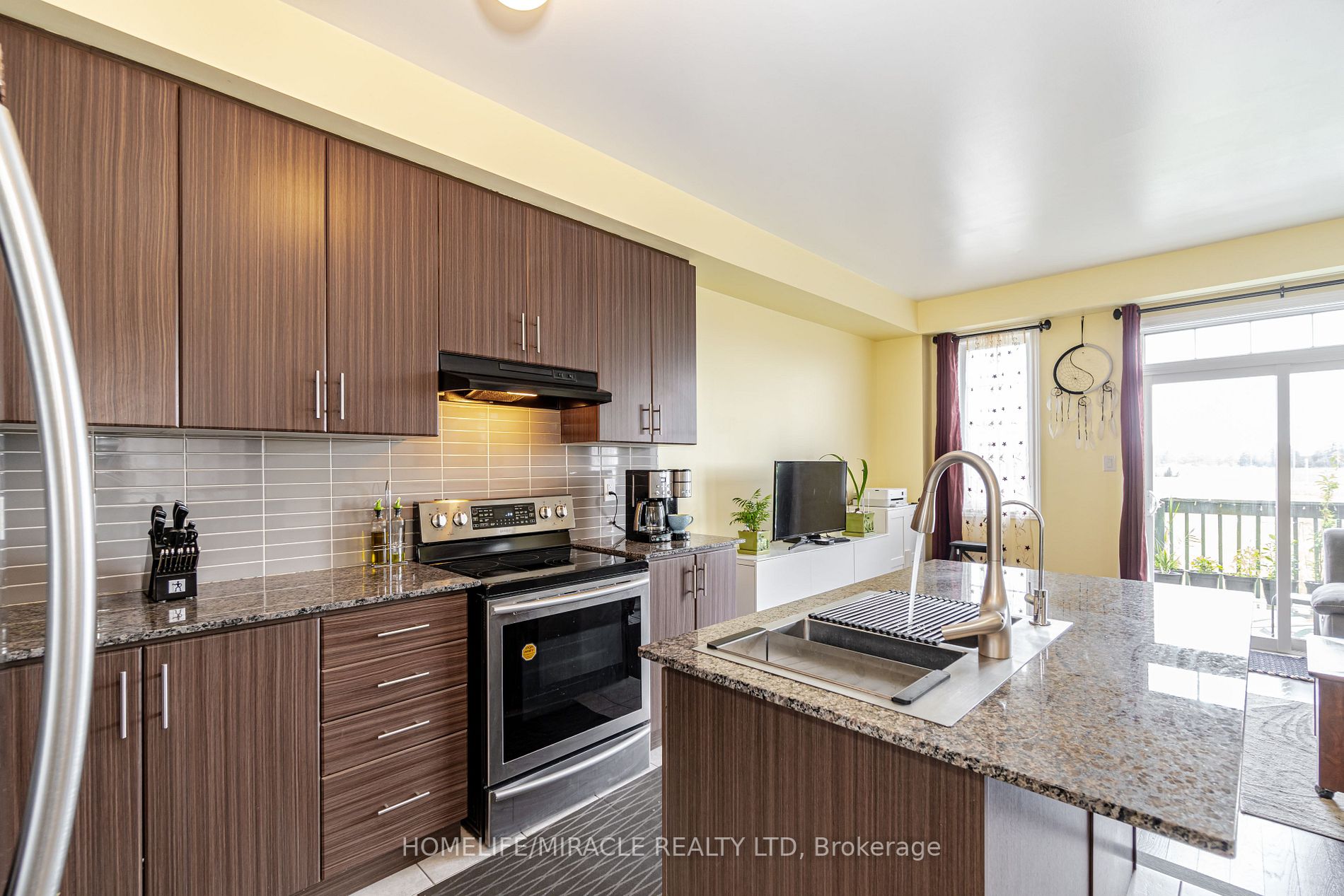 42 Agava St